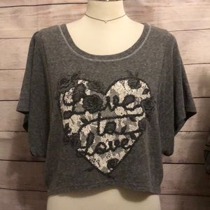 🚫 Love grey crop top